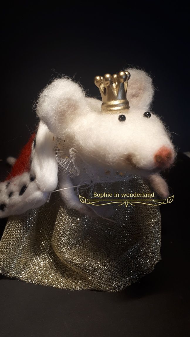 Decoratiune Șoricel regina
