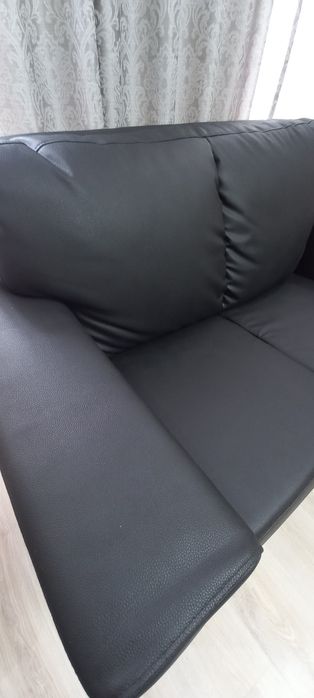 Продаётся диван и кресло для офиса и дома