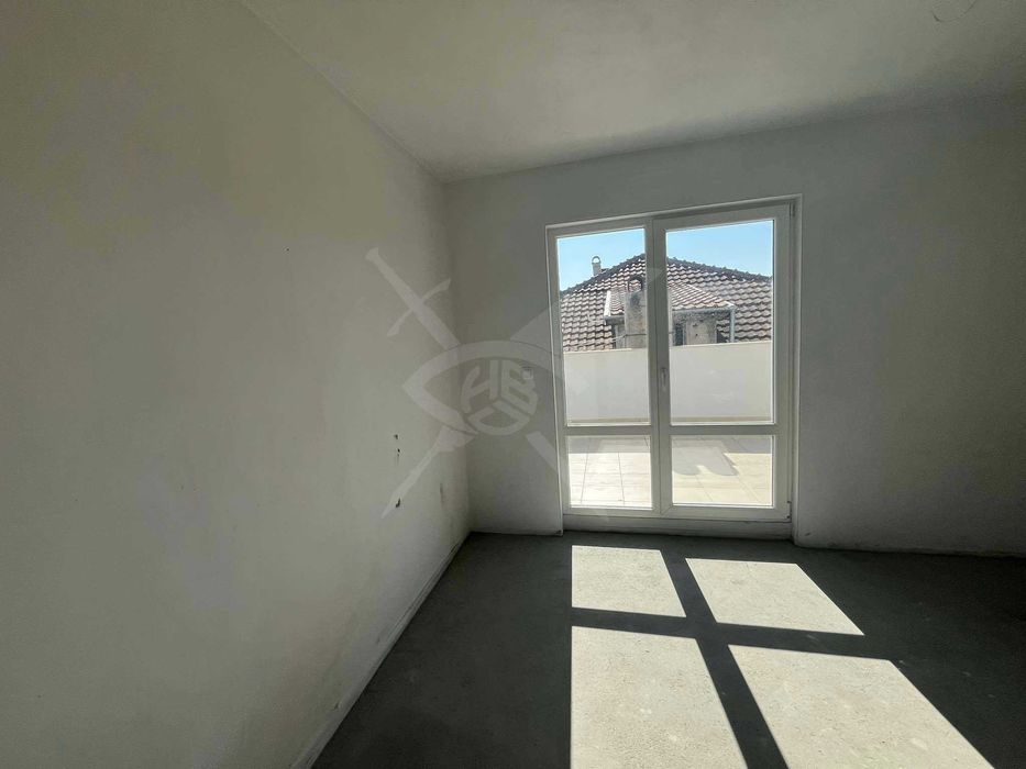 Продава се Тристаен апартамент в Пловдив, Кючук Париж - 127 кв.м за 1200 €/кв.м - Снимка #4