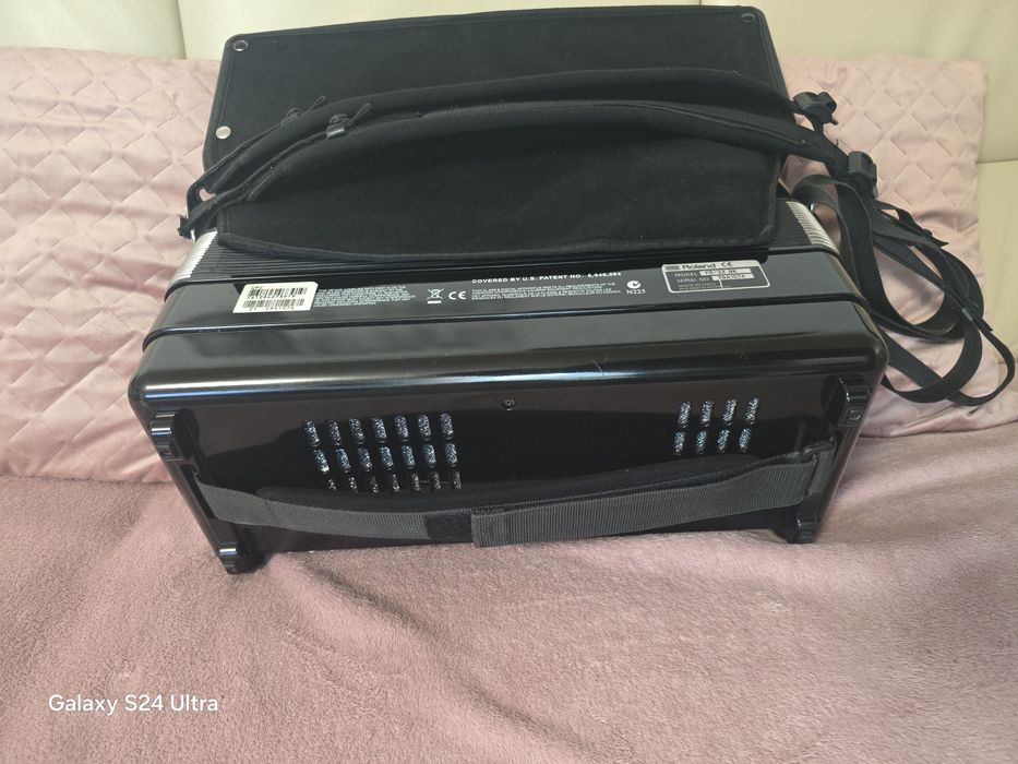 Acordeon electronic Roland fr3x