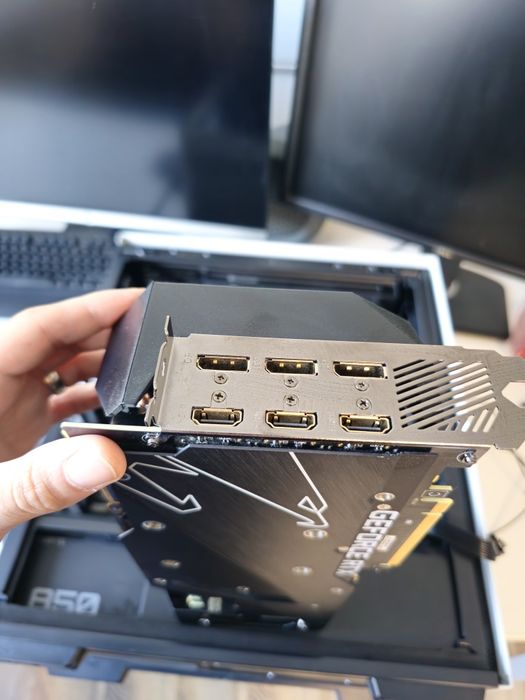 RTX 3090 AORUS XTREME, 24GB (DM pt poze actualizate)