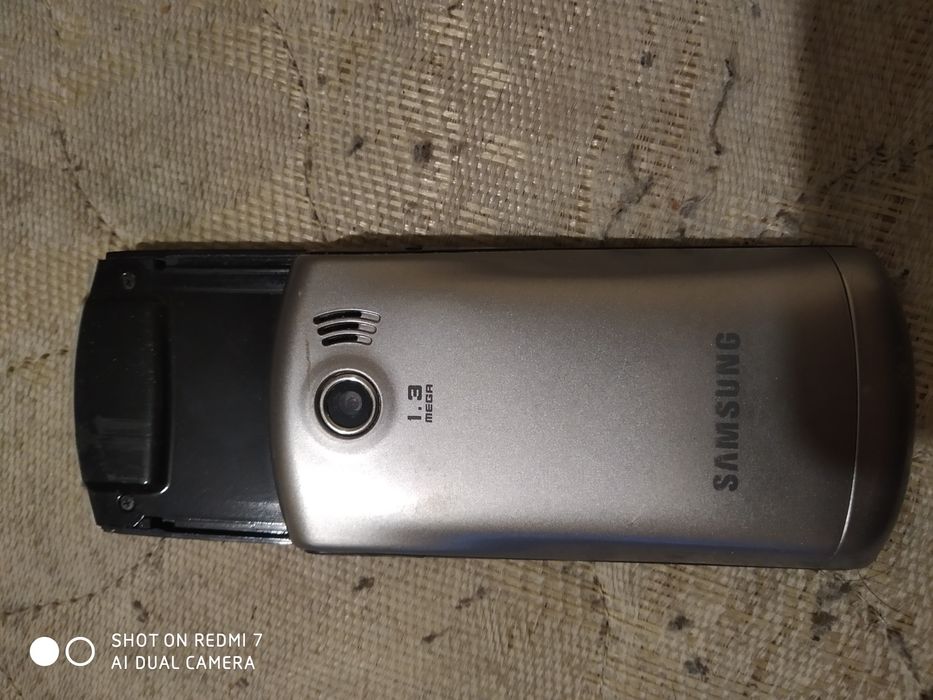 Samsung слайдър с копчета