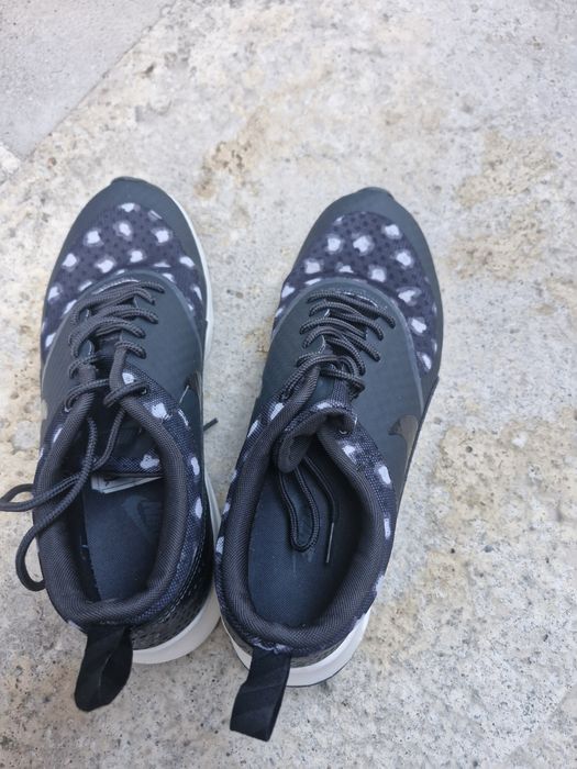 Маратонки найк много запазени