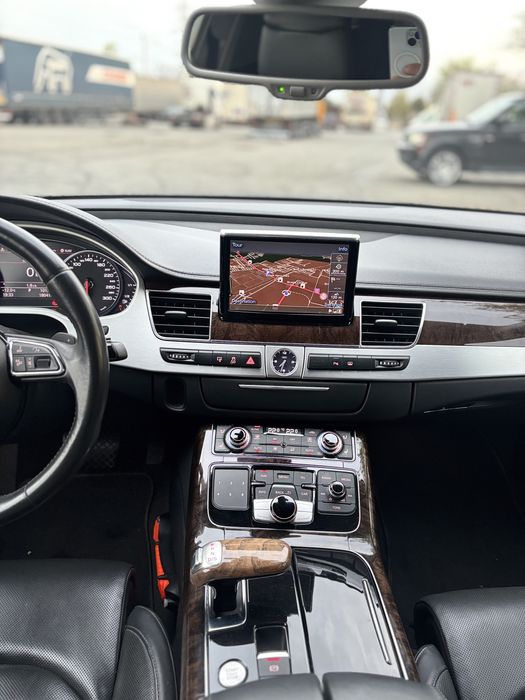 Audi A8 / 4.2 fsi / 185.000km