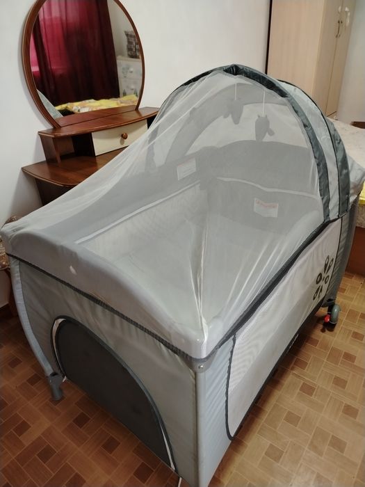 Продам детскую кроватку