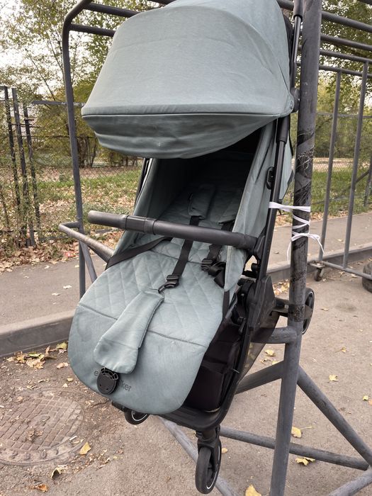 Продам коляску easywalker