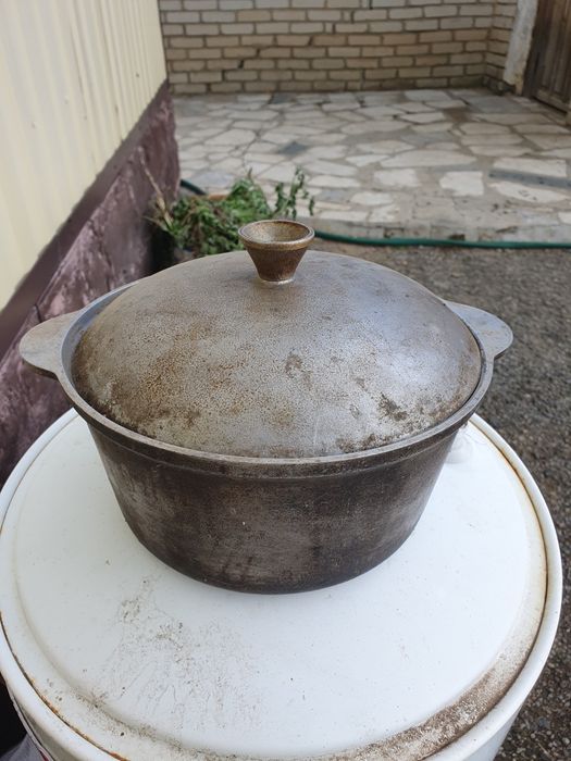 Продам или меняю Казан с крышкой