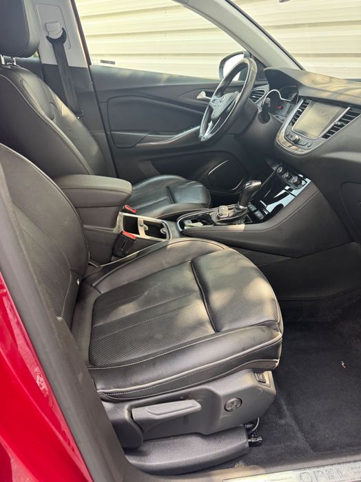 Opel Grandland X cutie automata 1.2 benzina de vanzare in RATE FIXE