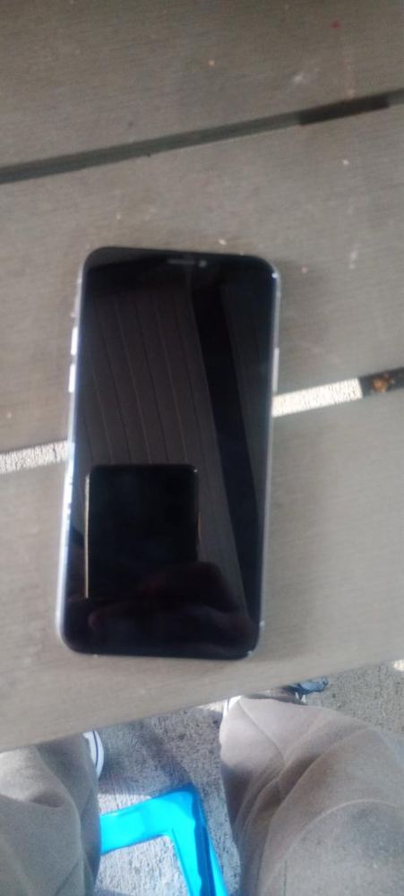 Продавам Iphone XS 64 gb, без външи забележки