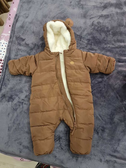 Combinezon H&M marimea 56