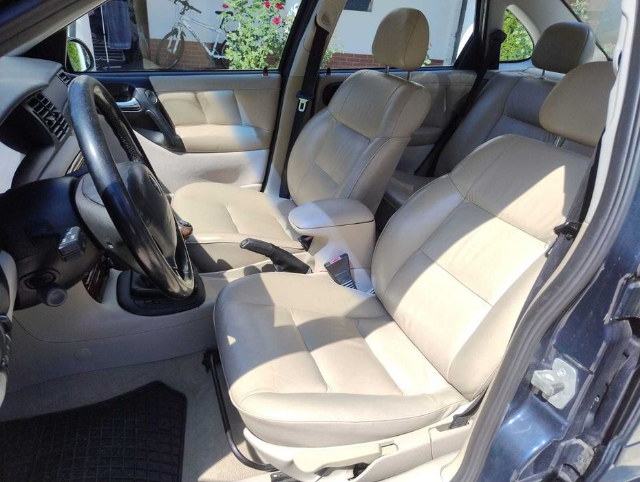 Vând sau schimb cu moto Opel Vectra B 2001, 1.8 16v 125 CP