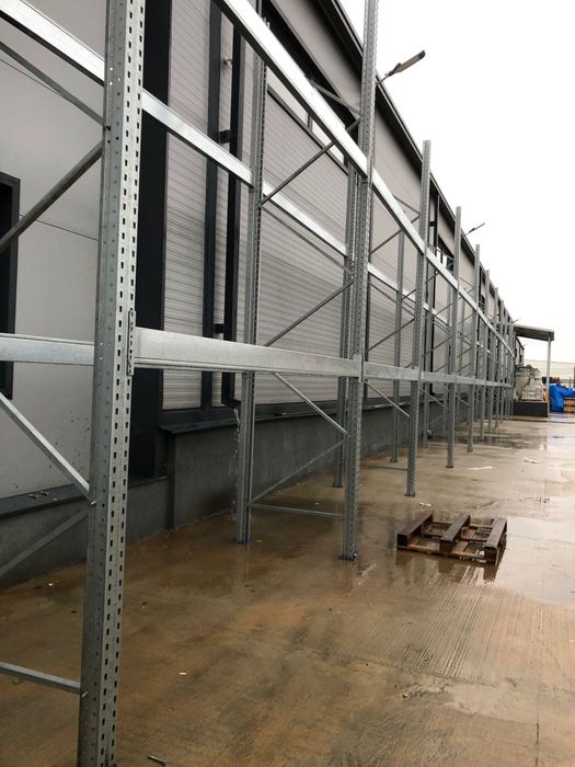 Rafturi metalice zincate pt exterioare 9938×5637