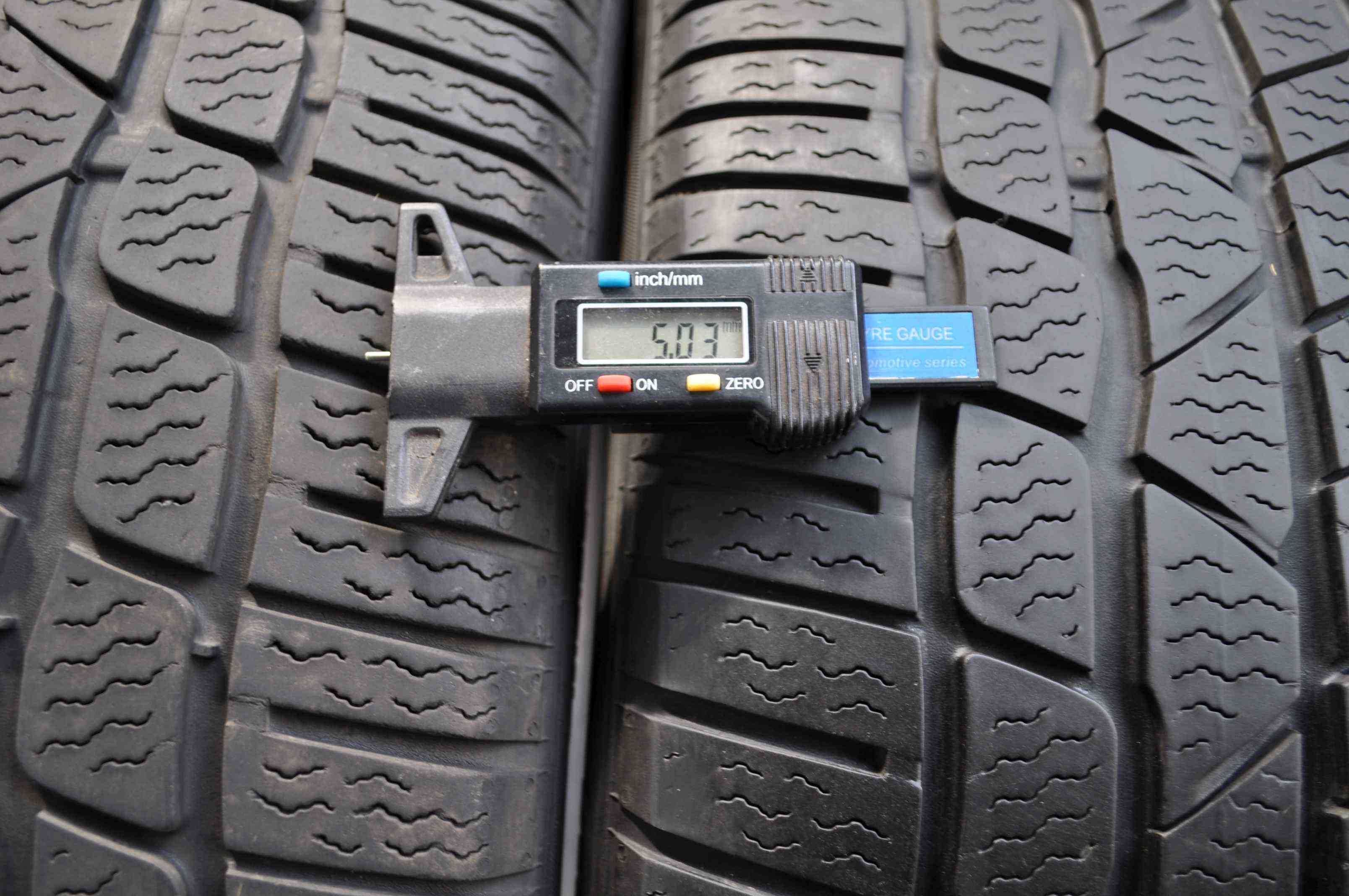 SET 2 Anvelope Iarna 225/50 R18 CONTINENTAL ContiWinterContact TS830P