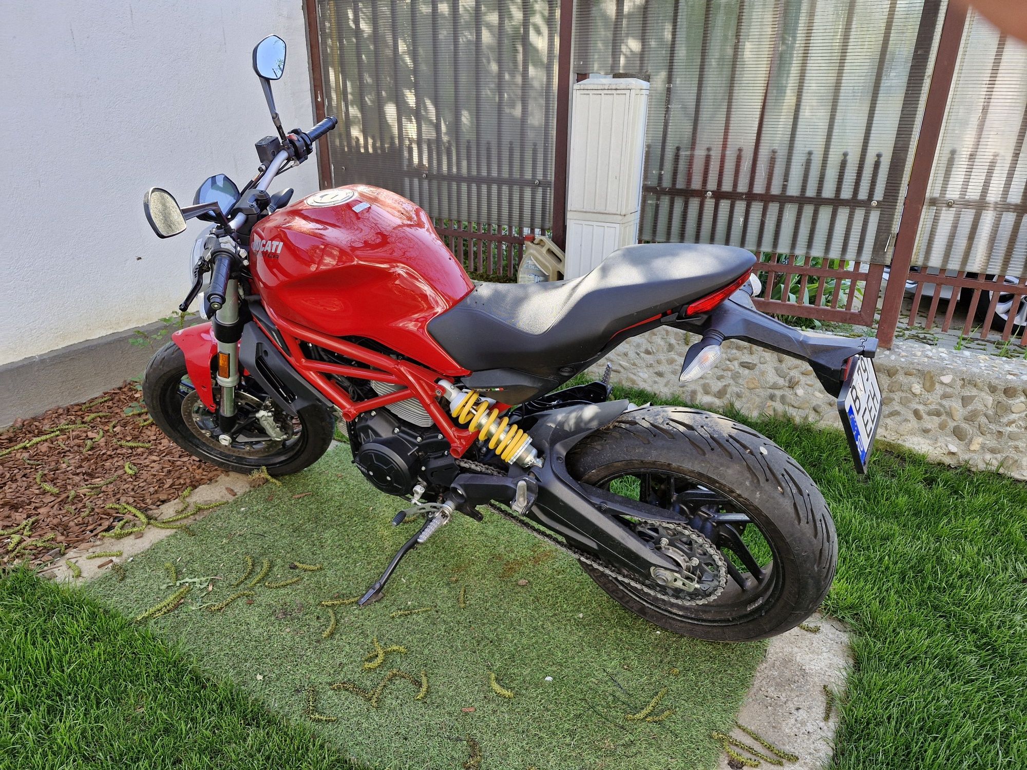 Ducati monster 797