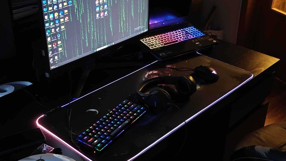 Mouse pad RGB Gaming Myria MG7709 90x40cm multicolor nou in cutie