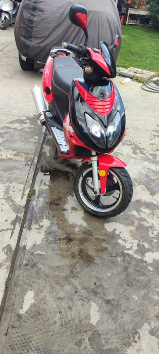 Scuter Jonway Italia 125cc 2009