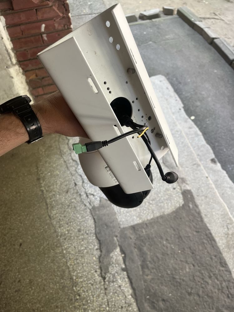 Camera supraveghere
