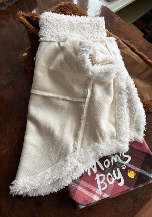 Hainute de Calitate pentru câini mici