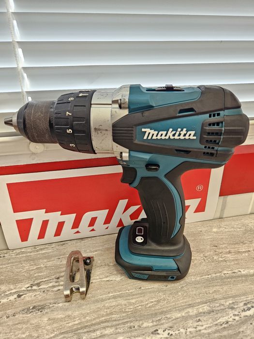 Makita Винтоверт DHP458 18V.