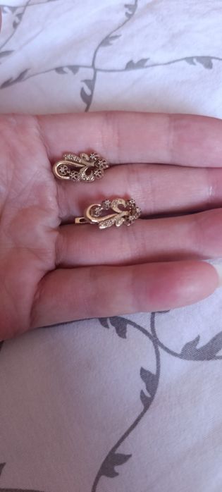 Золотые серьги 585 пробы