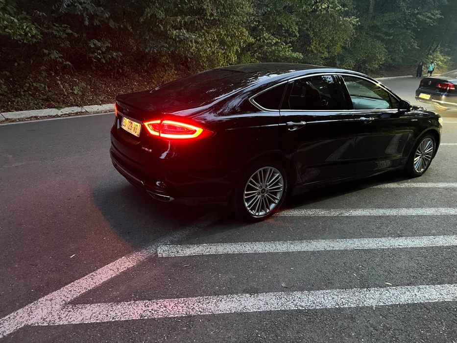 Ford mondeo 2.0 benzina,hibrid