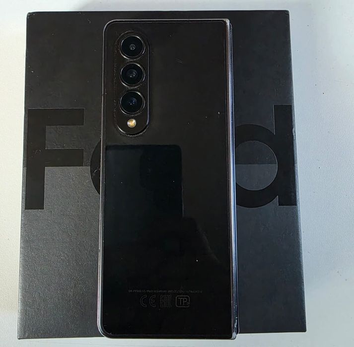 Samsung galaxy z fold 4