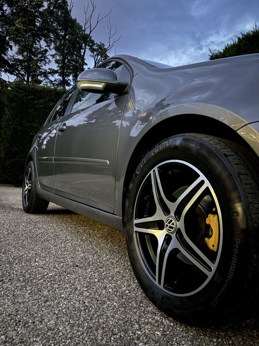 Volkswagen GOLF 5