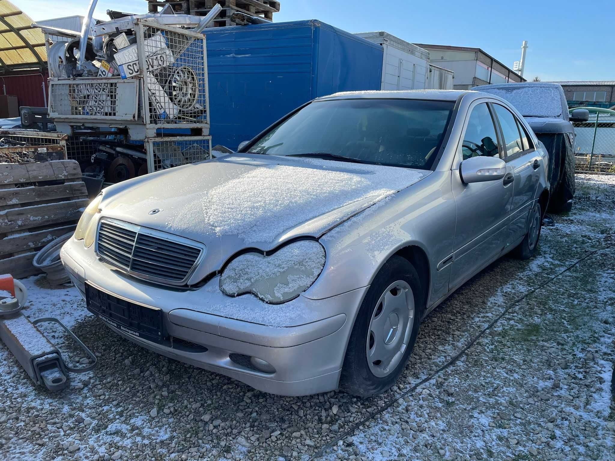 Мерцедес C 270 CDI 170 коня седан класик W203 НА ЧАСТИ