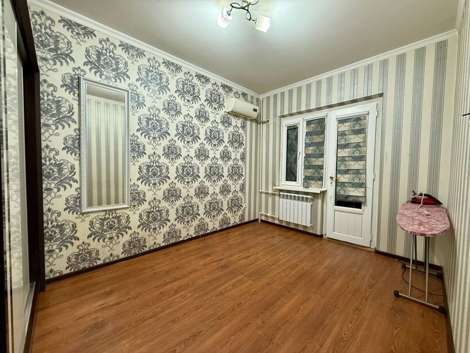 Продам 4/4/9 105м2, ор-р: Аэропорт Корзинка