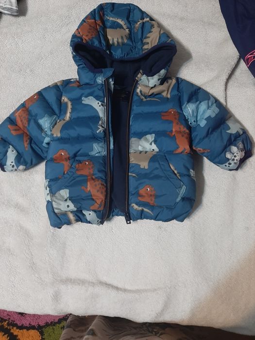 Курточка новая ,качественная ,осень-весна