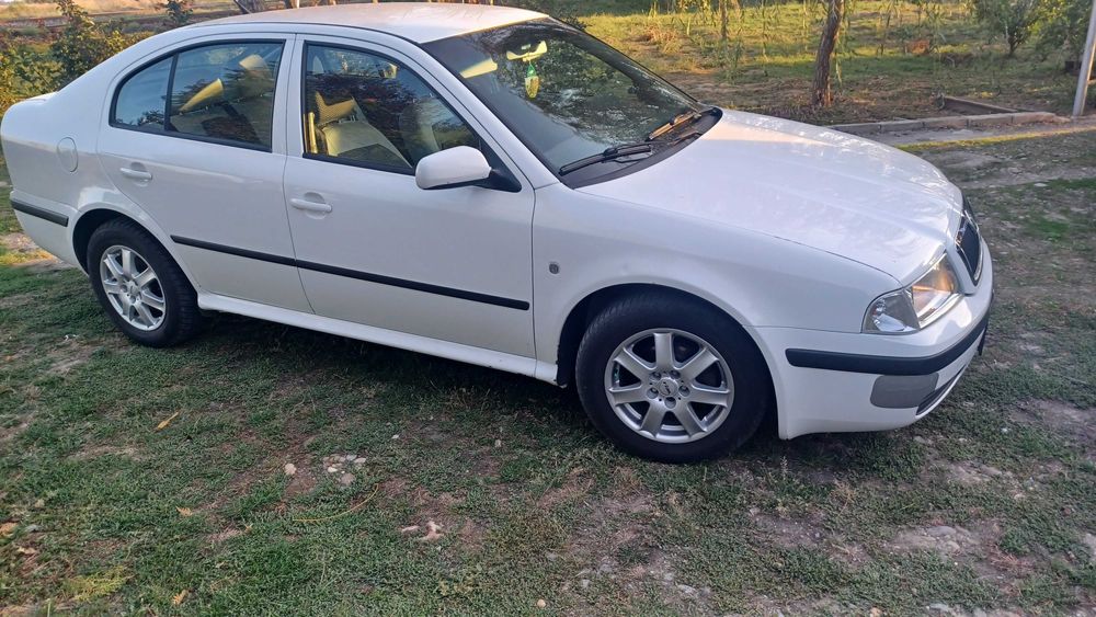 Autoturism Skoda Octavia