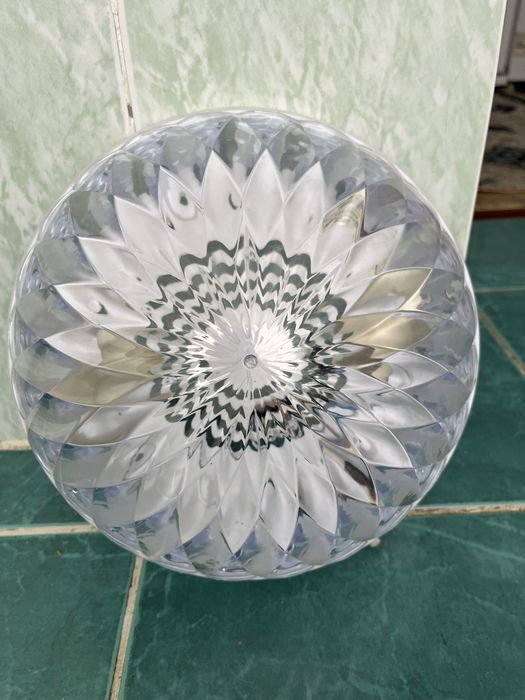 Продам плафон и люстру б/у