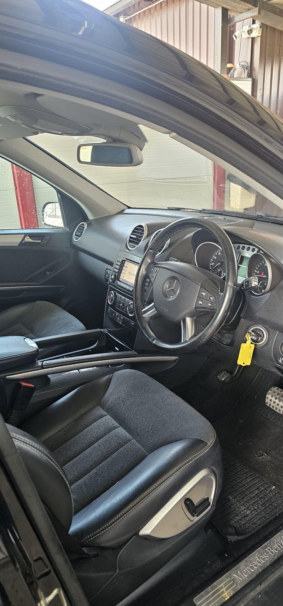 Mercedes ML 320 D 2007  3.0 V6 , volan partea dreapta