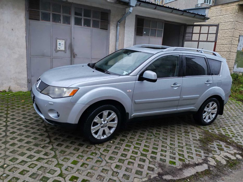 Mitsubishi Outlander 2.2 DID най-висок клас оборудване
