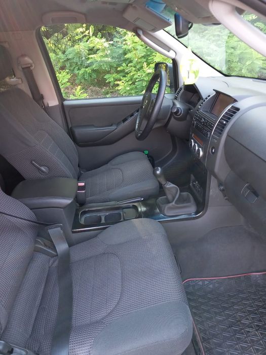Vand Nissan Pathfinder / 2.5 DCI , 4x4 / 7 locuri / an 2007
