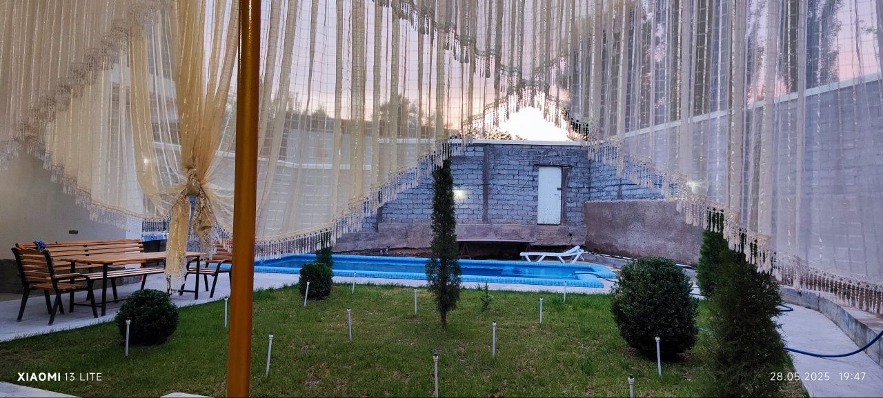 Oqtoshda ijaraga oilaviy dacha