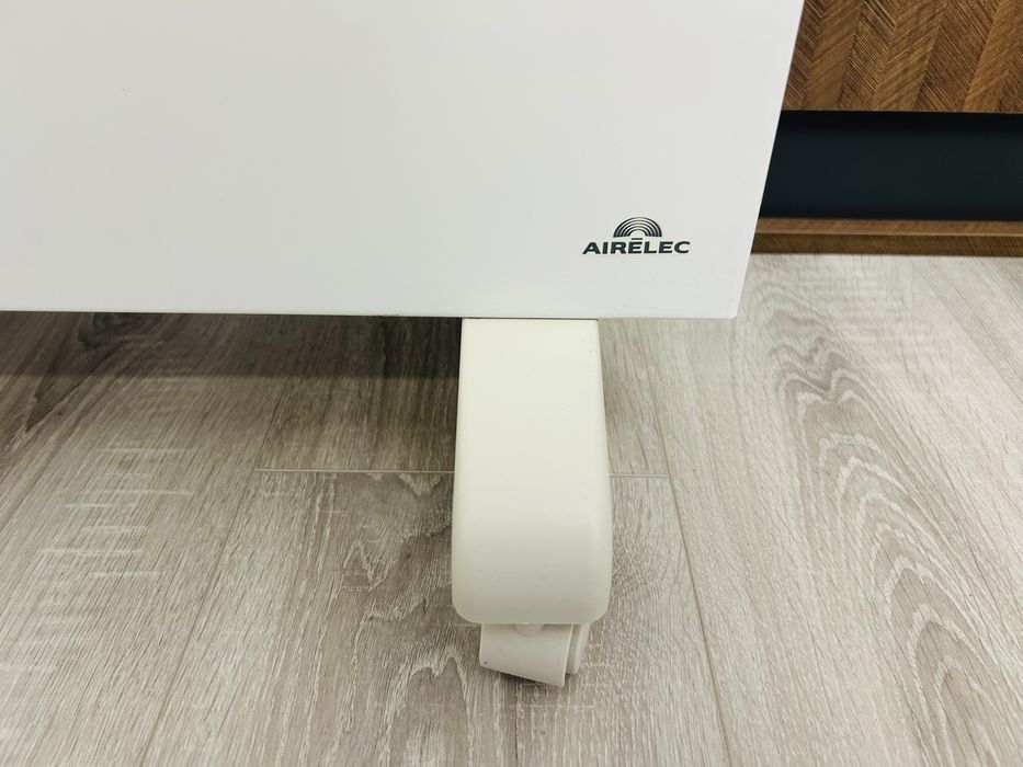 Конвектор 1500W Airelec Tactic Pro[ел. термостат/дигитално управление]