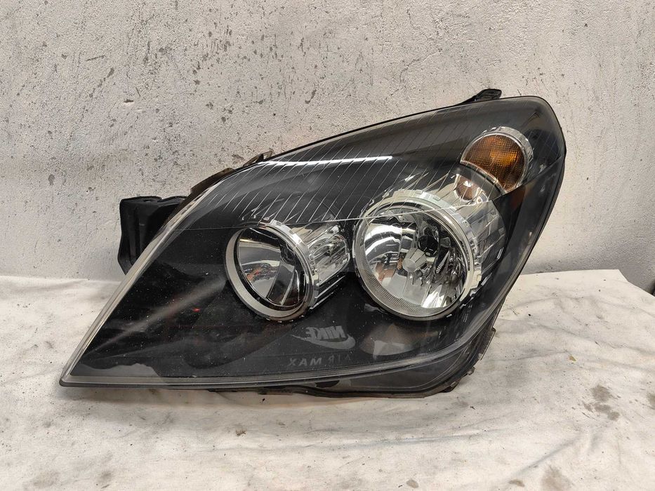 оригинален фар Опел Астра  Opel Astra H