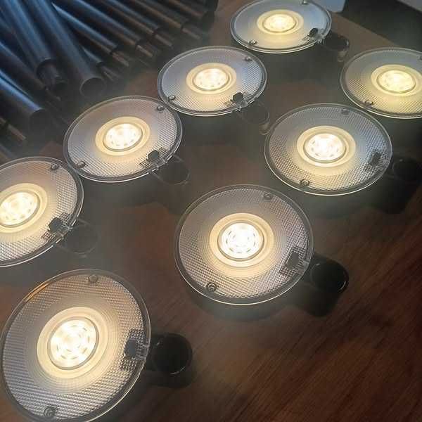 Комплект от 8 соларни LED лампи за градина, водоустойчиви