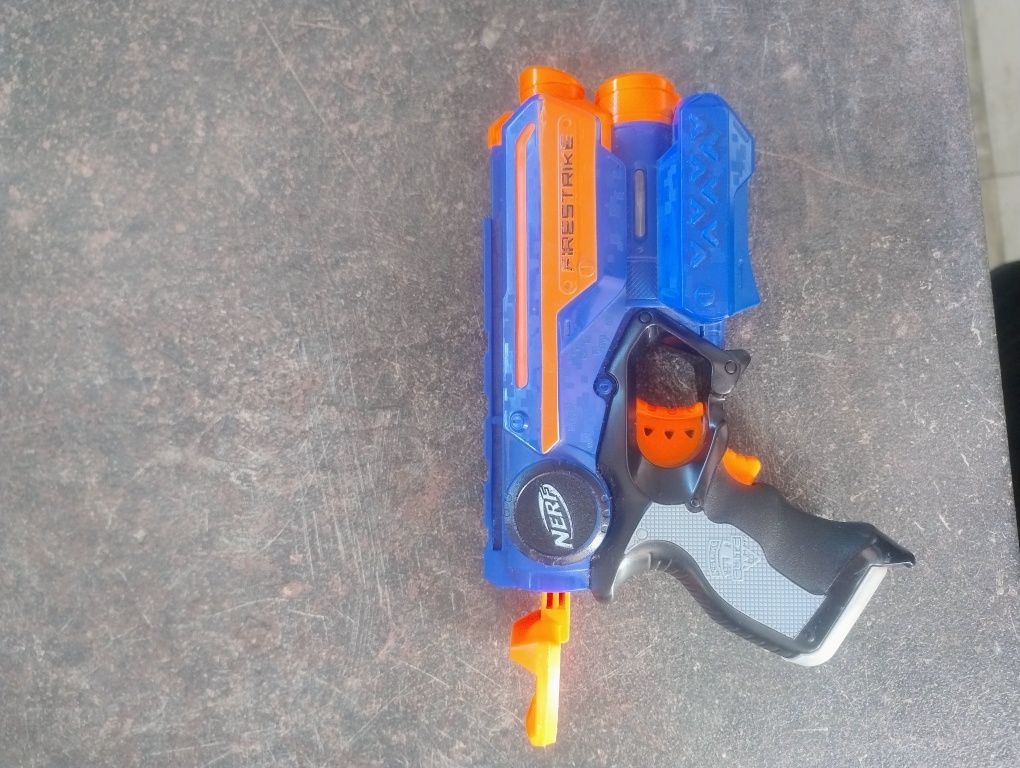 Pistol Nerf firestrike