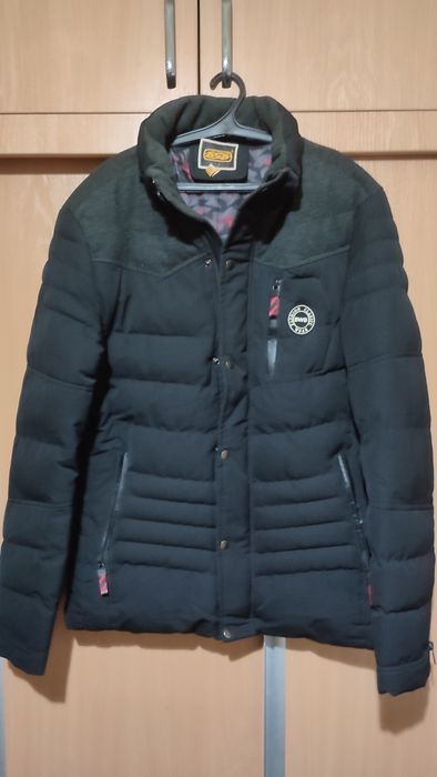 Продаётся мужская зимняя куртка