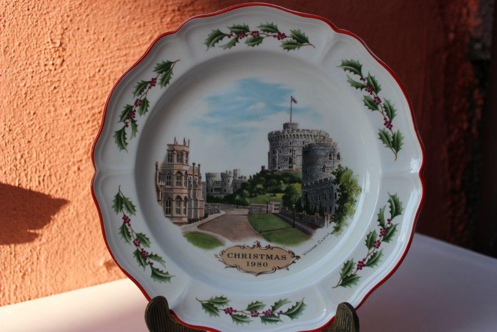 Farfurie portelan, decoratiune, WEDGWOOD, Craciun 1980 Windsor Castle