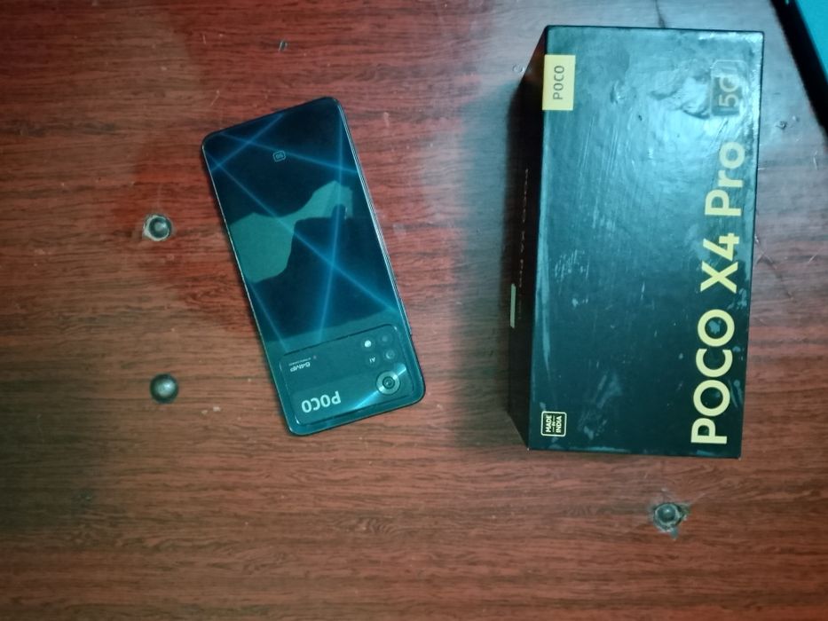 Poco x4 pro 5g 128 xotira srochna sotiladi ideal holat.chexoli  sovgʻa