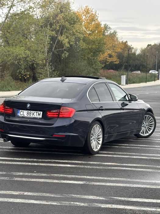 BMW F30 2.0D • Pachet luxury • CarPlay • Trapa • 1 Buton
