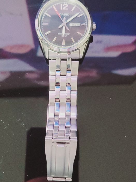 Продам часовник Касио