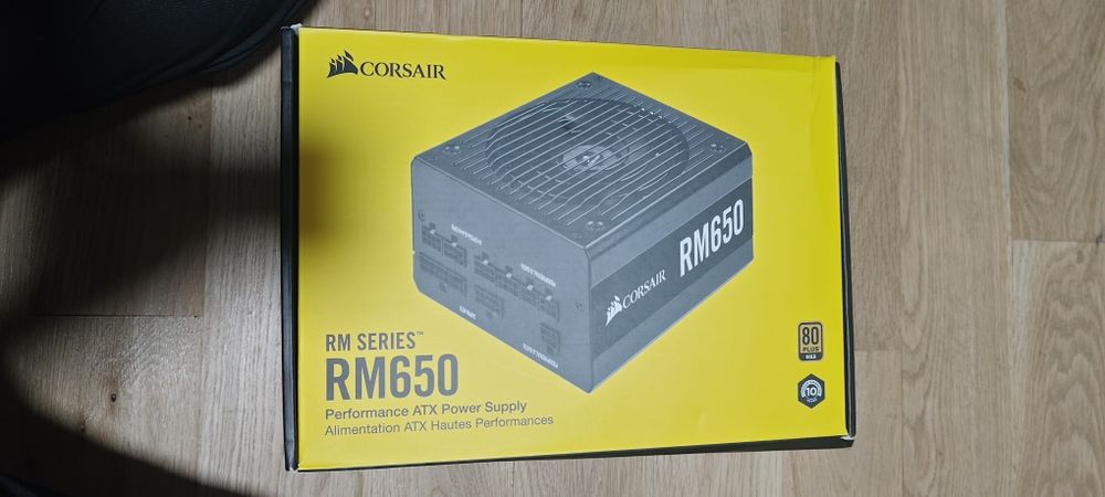 Sursa Corsair RM 650