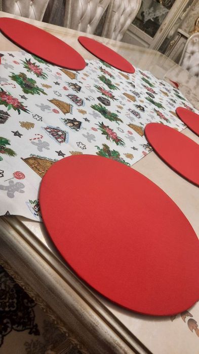 Новогоднее настроение Подарок Скатерт Раннер Подтарельники