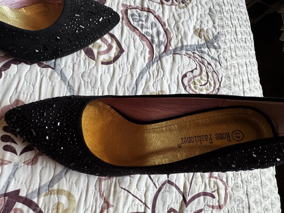 Pantofi cu toc, negri, noi, marimea 41