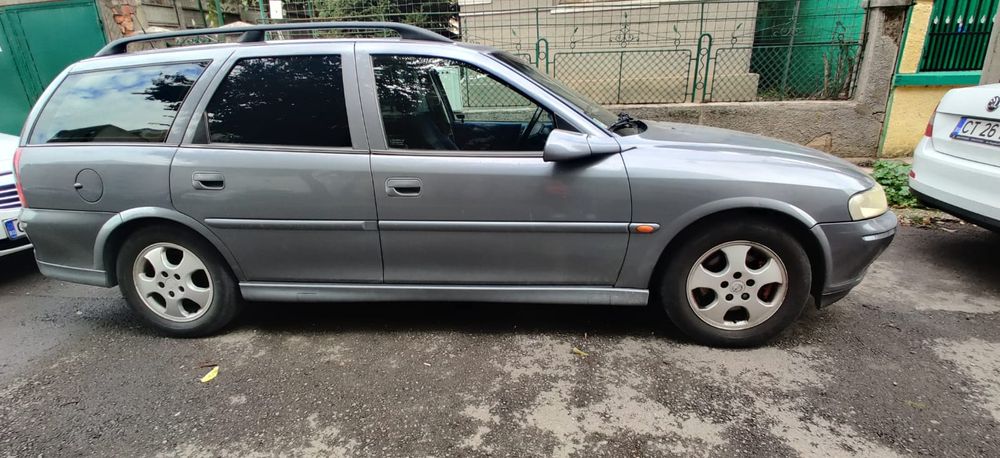 Opel vectra B caravan