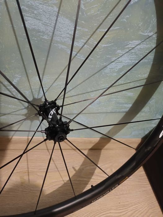 Карбонови капли - УЛТРА ЛЕКИ 980 гр. тегло за двете общо!!!